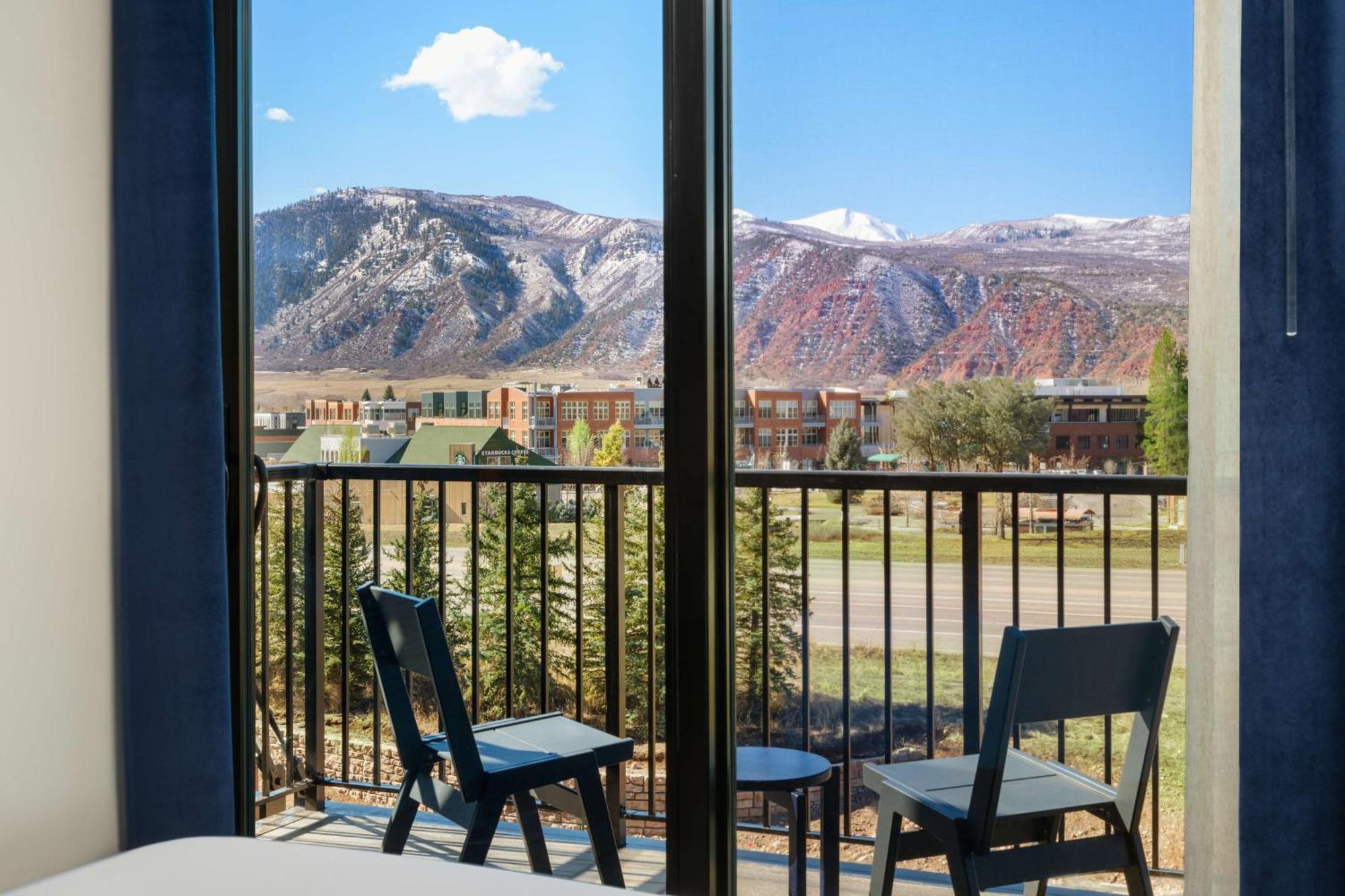 The Hoffmann Hotel Basalt Aspen Tapestry Collection Hilton Exterior photo